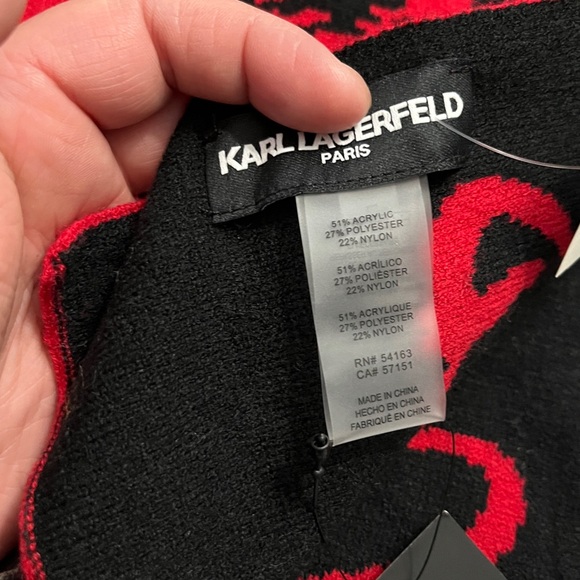 NWT - Karl Lagerfeld Paris Unisex Reversible Scarf - Picture 5 of 6